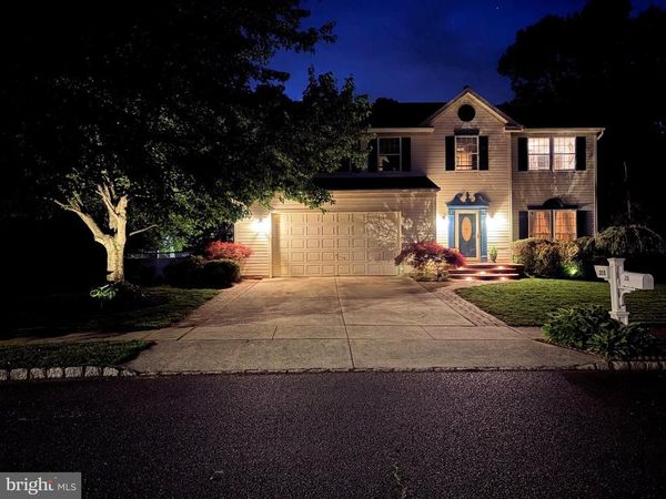 315 BLOSSOM CIRCLE, EGG HARBOR TOWNSHIP, NJ 08234