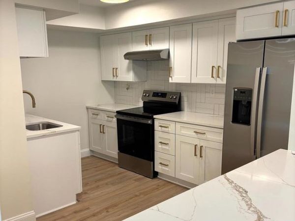 115 E KINGS HIGHWAY, Unit 211, MAPLE SHADE, NJ 08052