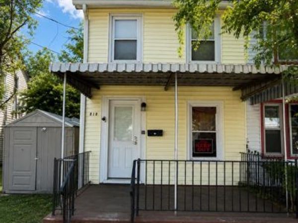 818 W 2ND STREET , FLORENCE, NJ 08518