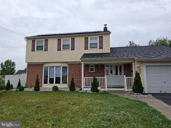 119 COLONIAL ROAD, BEVERLY, NJ 08010