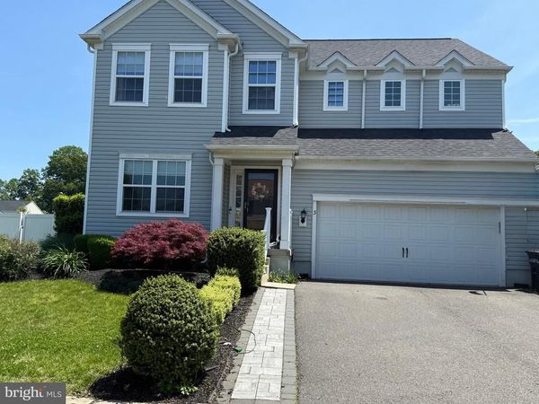 3 TETKOSKI COURT , FLORENCE, NJ 08518