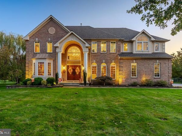 18 MORNING GLORY CIRCLE , MULLICA HILL, NJ 08062