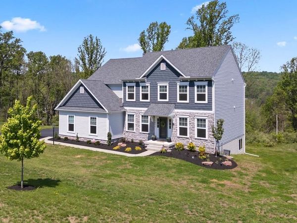 185 OAK GROVE ROAD, MORGANTOWN, PA 19543
