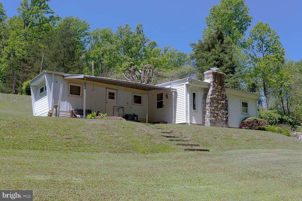 106 WESTLEY ROAD , MOHNTON, PA 19540