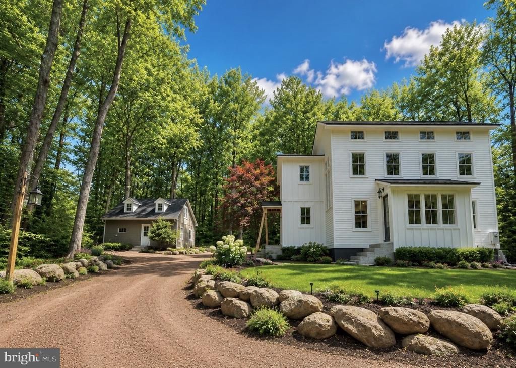 3503 OLD WINDY BUSH ROAD , NEW HOPE, PA 18938