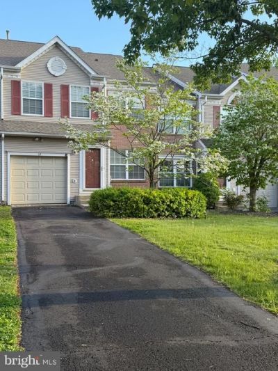 64 QUINCE CIRCLE , NEWTOWN, PA 18940