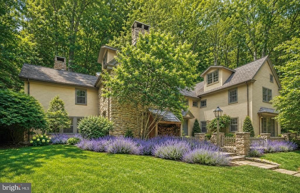 5960 HONEY HOLLOW ROAD , DOYLESTOWN, PA 18902