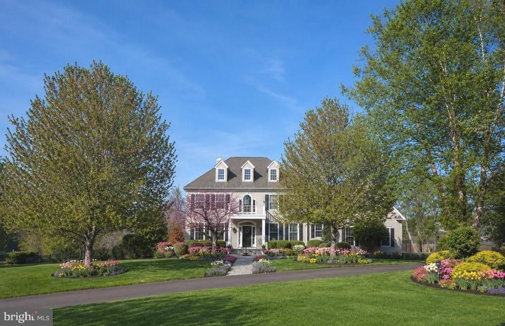 8 EASTBURN DRIVE , NEW HOPE, PA 18938