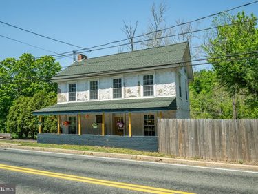 9708 EASTON ROAD, KINTNERSVILLE, PA 18930