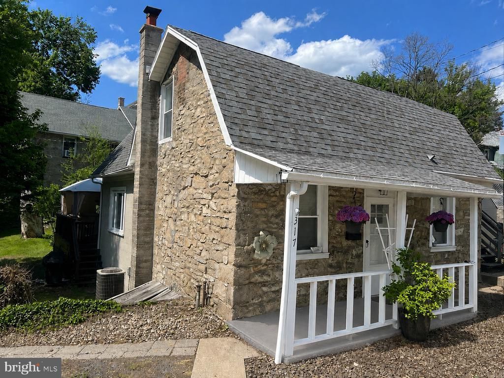 317 STONEY BATTER , BELLEFONTE, PA 16823