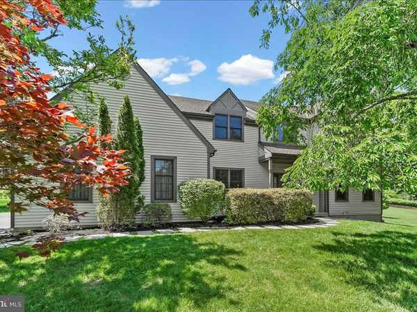 81 ROSEMARY LANE, GLENMOORE, PA 19343