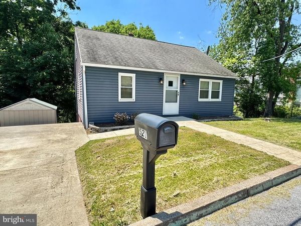 521 WEST DRIVE, HARRISBURG, PA 17111