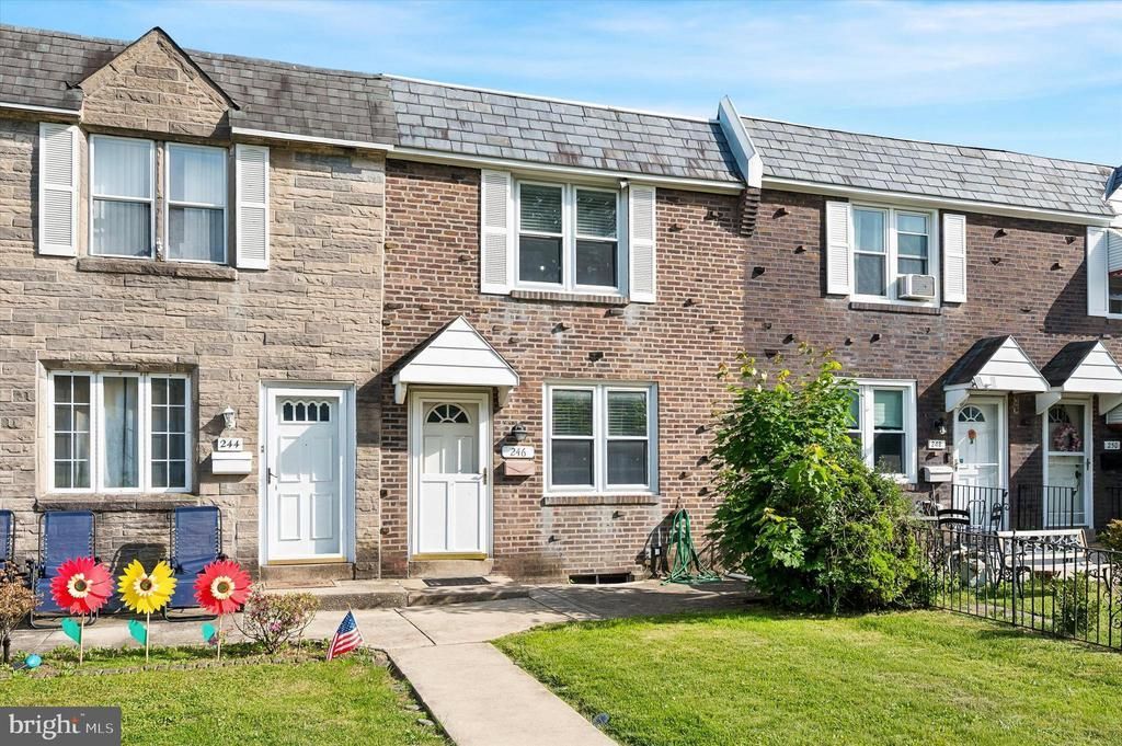 246 PINE STREET , GLENOLDEN, PA 19036