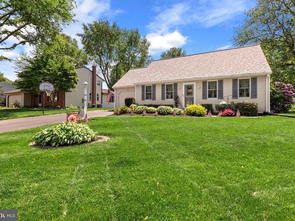 925 INDIAN SPRINGS DRIVE, LANCASTER, PA 17601