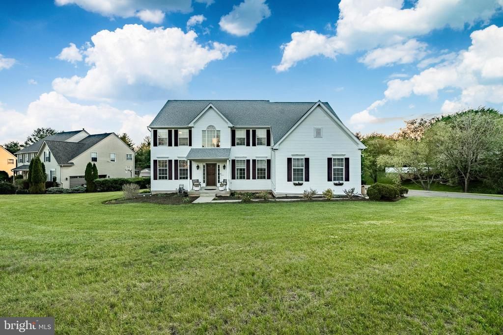 200 DEVON LANE , SCHWENKSVILLE, PA 19473