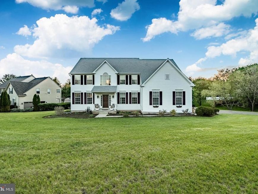 200 Devon Lane , Schwenksville, PA 19473 Main Photo