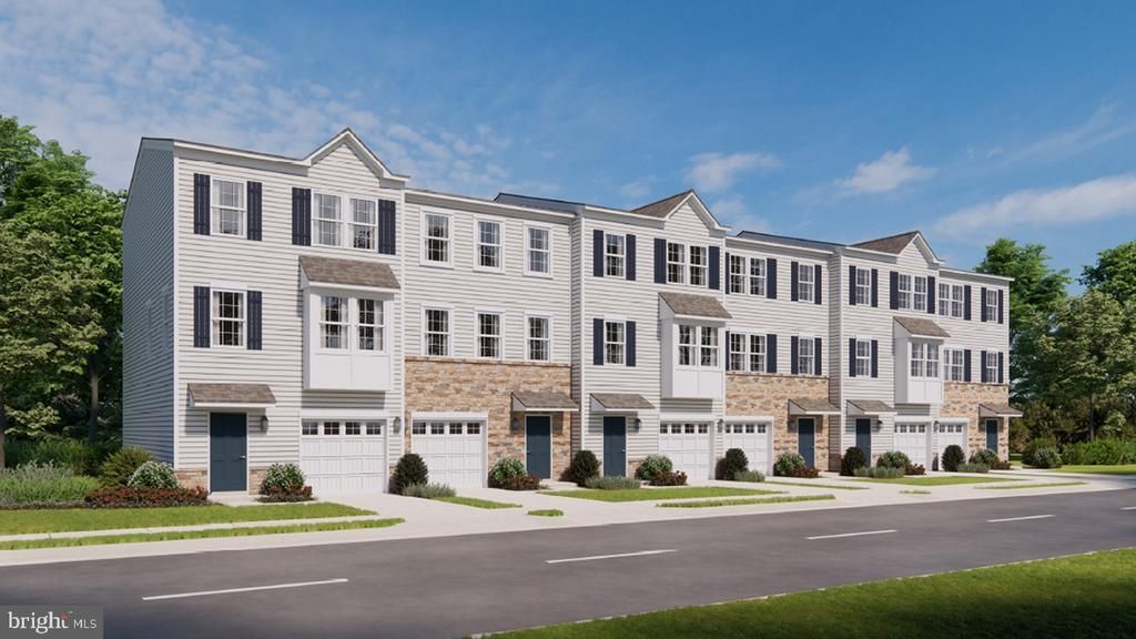 3073 MARTHA WAY , PENNSBURG, PA 18073