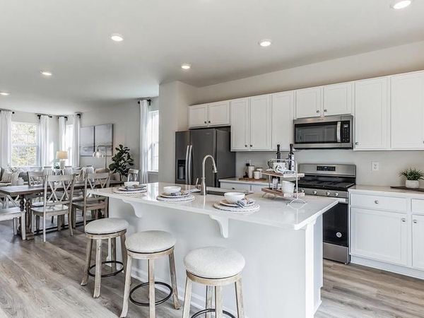 3075 MARTHA WAY, PENNSBURG, PA 18073