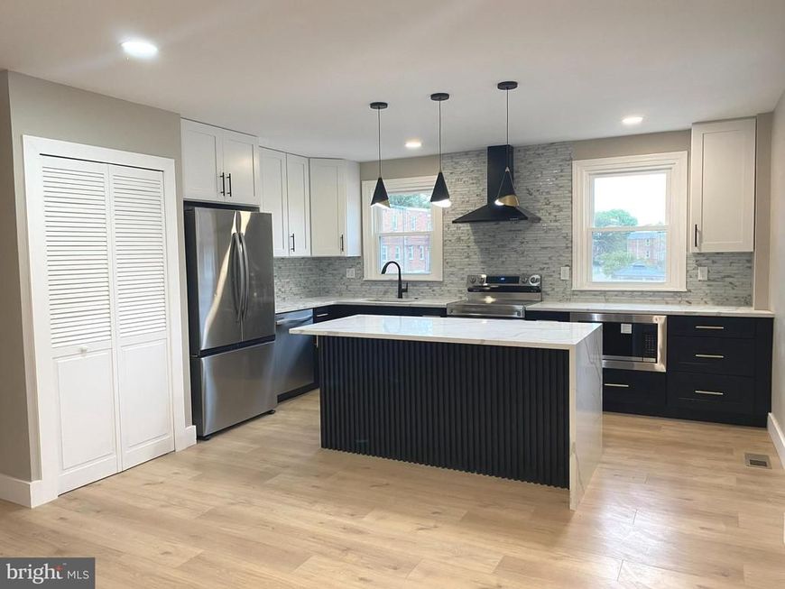 1030 E Sedgwick Street, Philadelphia, PA 19150 Main Photo