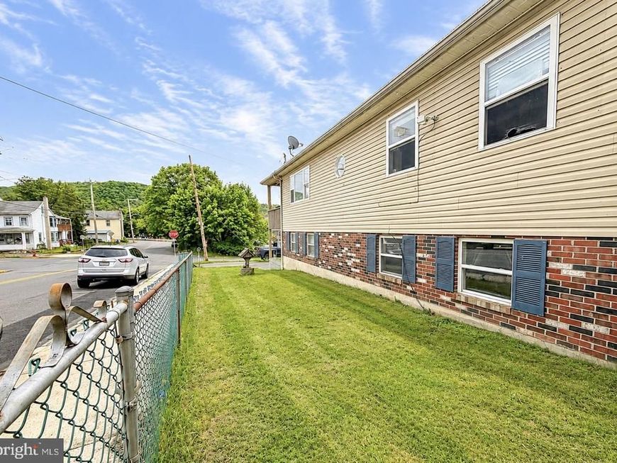414 E Saint John , Schuylkill Haven, PA 17972 Main Photo