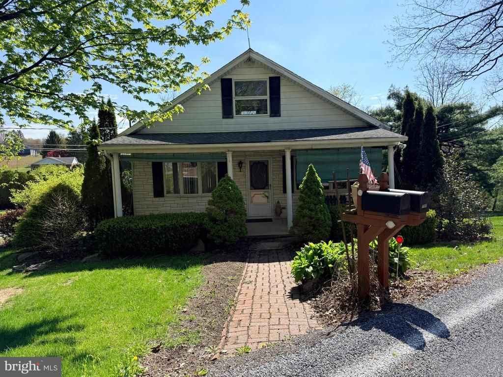 750 BROCKTON MOUNTAIN DRIVE , BARNESVILLE, PA 18214