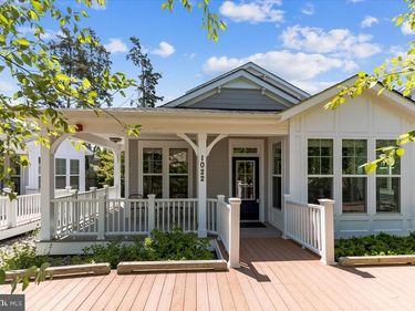 1022 RAILROAD AVENUE, Unit 4, FALLS CHURCH, VA 22046
