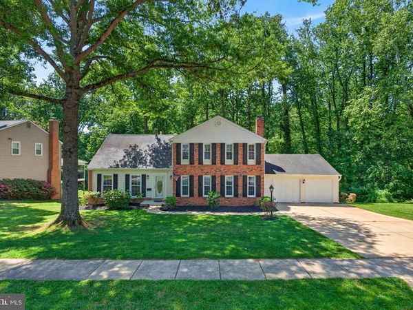 8705 QUEEN ELIZABETH BOULEVARD , ANNANDALE, VA 22003