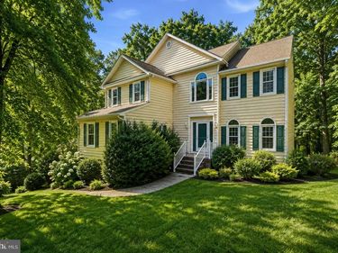 8267 HANOVER GROVE BOULEVARD, MECHANICSVILLE, VA 23111