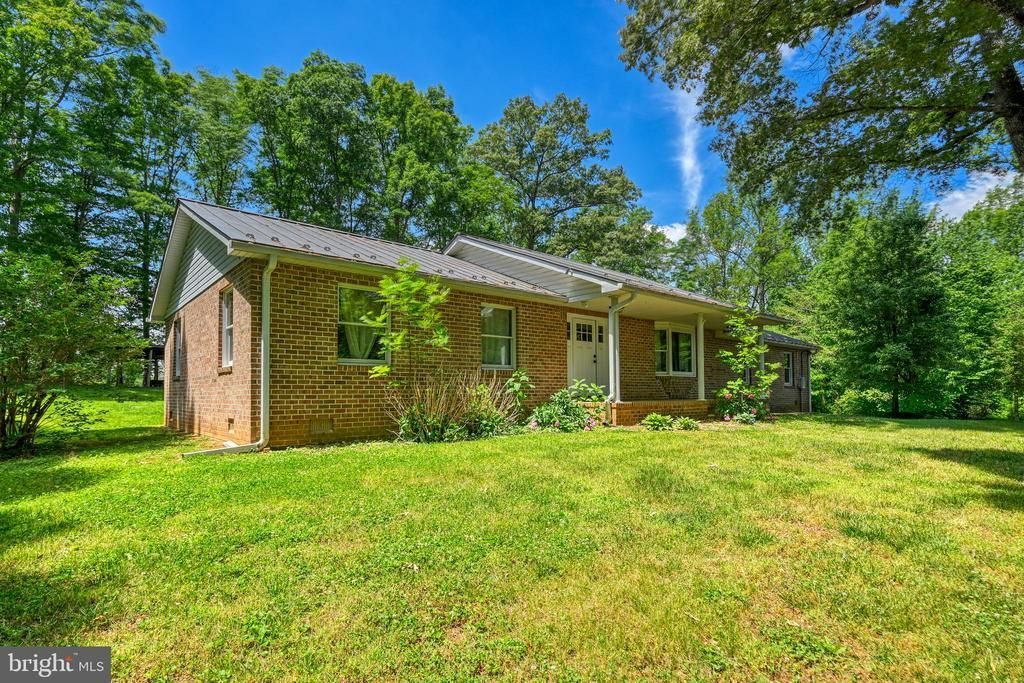 321 Willow Oak Lane , Bumpass, VA 23024 Main Photo