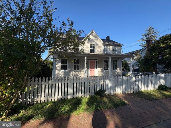 210 CORNWALL STREET NW , LEESBURG, VA 20176