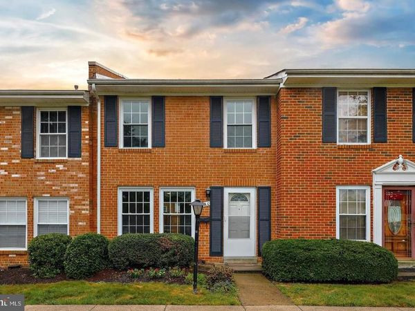 220 N STERLING BOULEVARD, STERLING, VA 20164