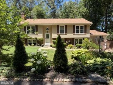 16208 CYPRESS COURT, MONTCLAIR, VA 22025