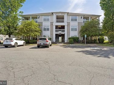 8103 LACY DRIVE, MANASSAS, VA 20109