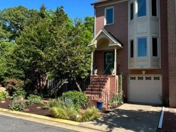 801 SHAW COURT , FREDERICKSBURG, VA 22405