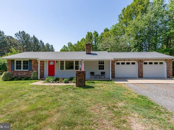 391 HOLLY CORNER ROAD , FREDERICKSBURG, VA 22406