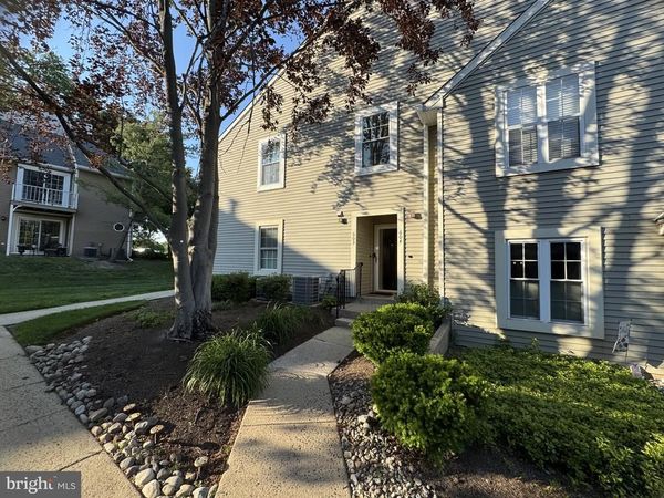 604 W SOCIETY PLACE , NEWTOWN, PA 18940