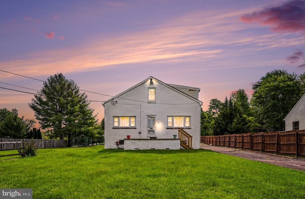 484 FRUIT FARM ROAD , ROYERSFORD, PA 19468