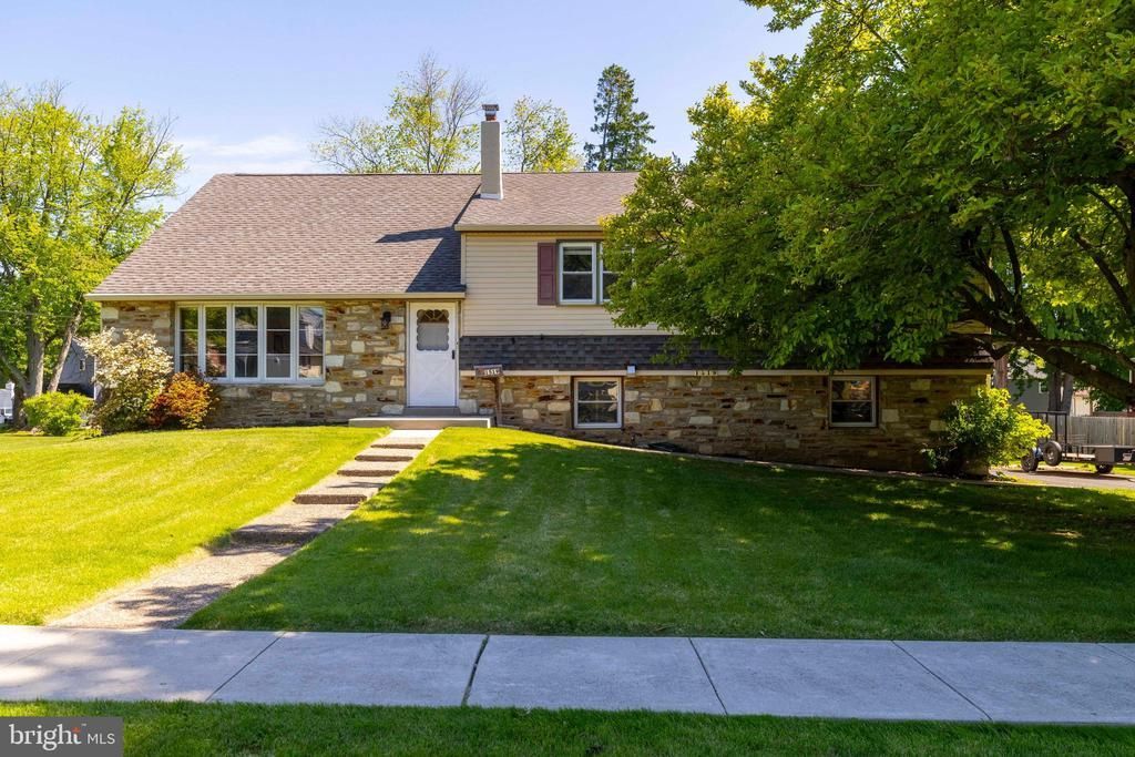 1519 NEVARC ROAD , WARMINSTER, PA 18974