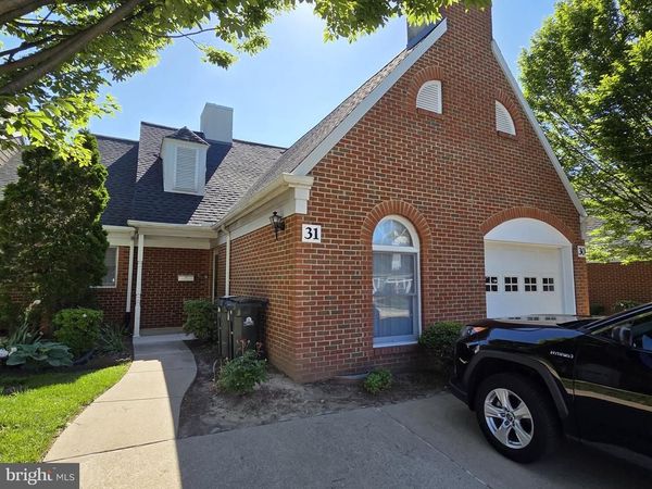 31 W VILLAGE ROAD , NEWARK, DE 19713