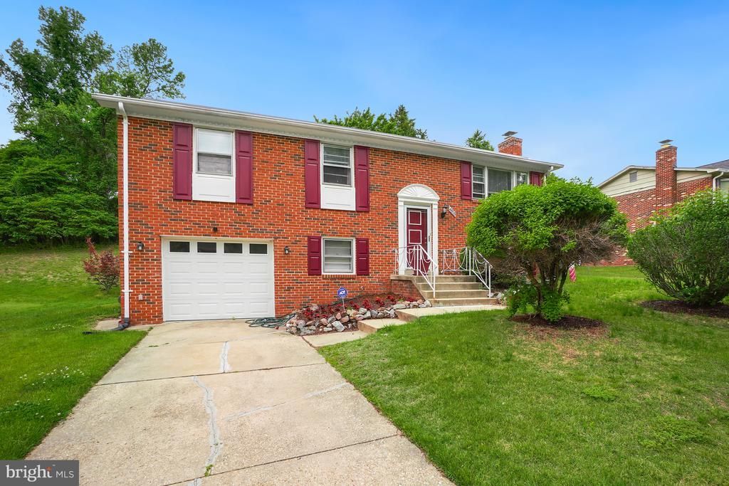 4815 WOODFORD LANE , UPPER MARLBORO, MD 20772