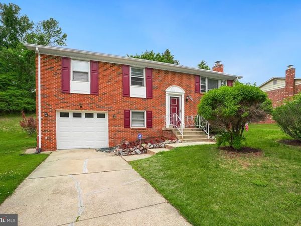 4815 WOODFORD LANE, UPPER MARLBORO, MD 20772