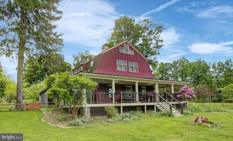 12458 MONTEREY LANE , BLUE RIDGE SUMMIT, PA 17214