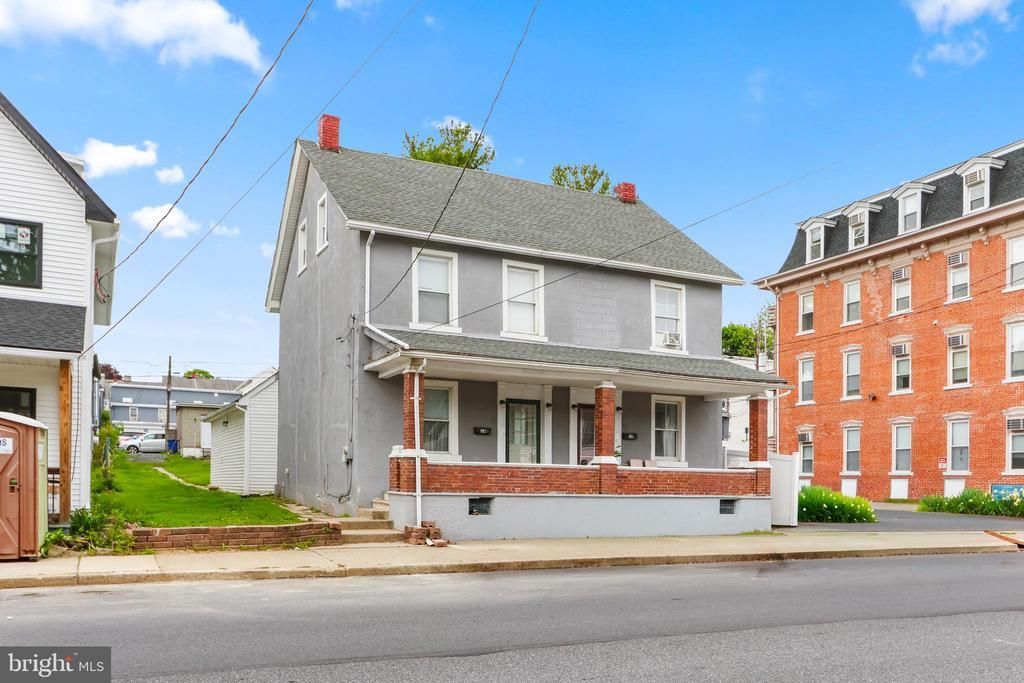 12 14 S FRONT STREET , COPLAY, PA 18037