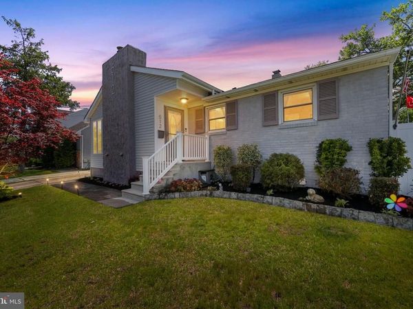 512 W BROOKE AVENUE , MAGNOLIA, NJ 08049