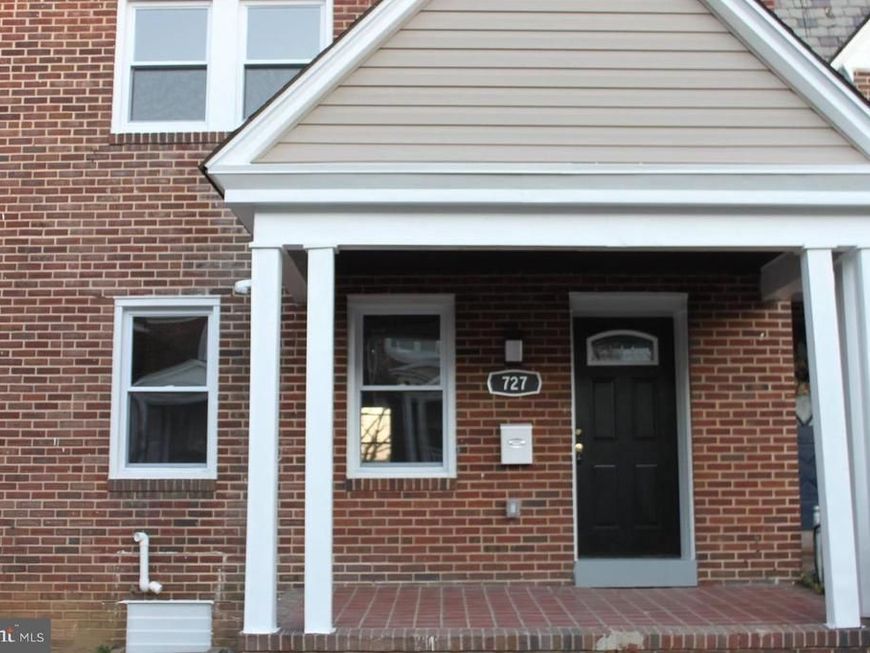 727 Mount Holly Street, Baltimore, MD 21229 Main Photo