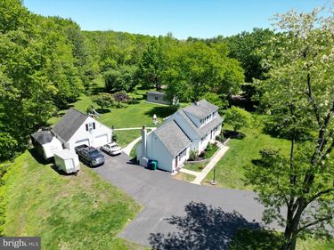 31 BORDENTOWN CHESTERFIELD ROAD, CHESTERFIELD, NJ 08515