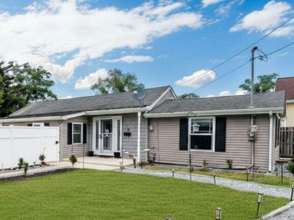 16 VICTORY AVENUE, VINELAND, NJ 08360