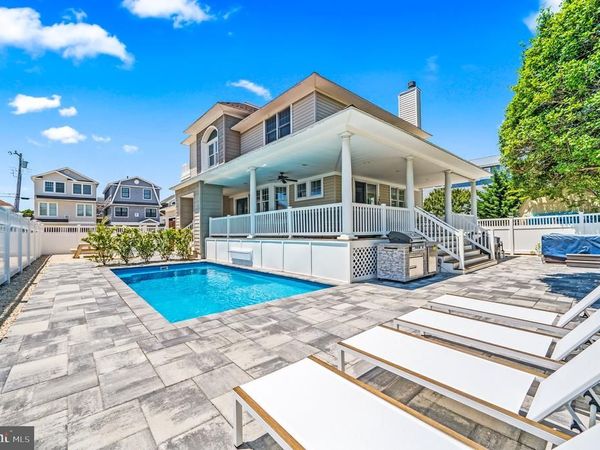13 16TH , LONG BEACH TOWNSHIP, NJ 08008