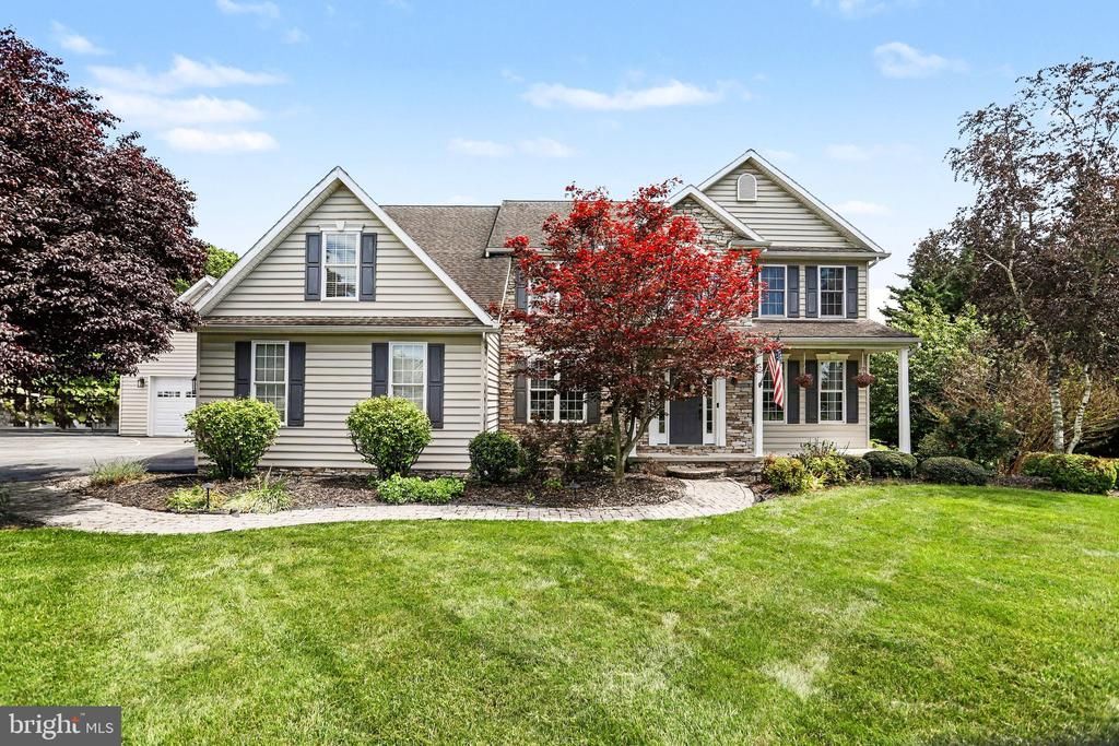 57 E SUMMIT DRIVE, LITTLESTOWN, PA 17340