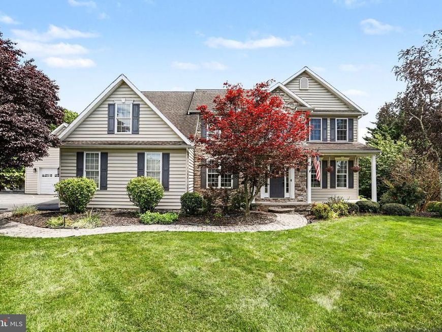 57 E Summit Drive, Littlestown, PA 17340 Main Photo